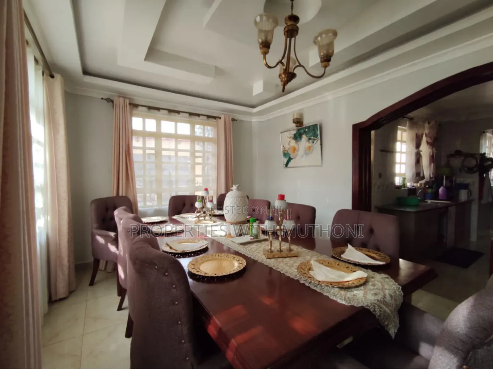 8bdrm Mansion in Matasia for sale
