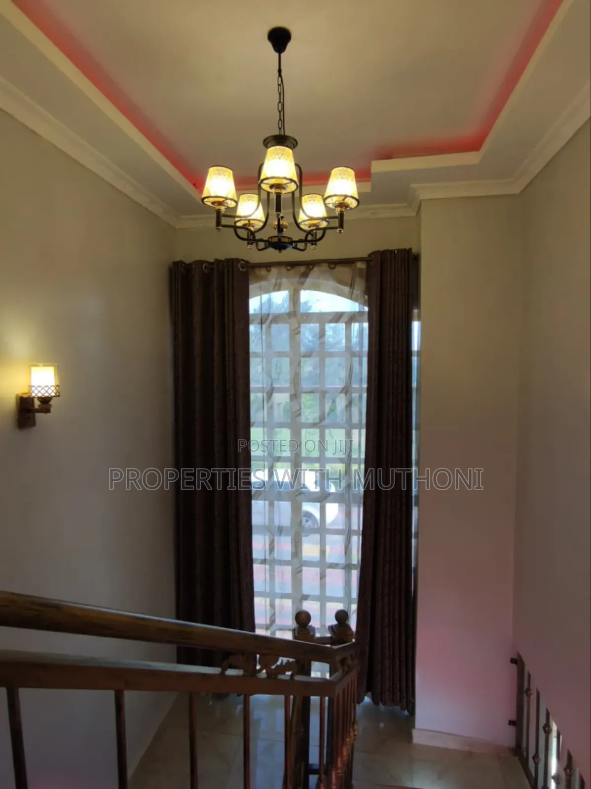 8bdrm Mansion in Matasia for sale
