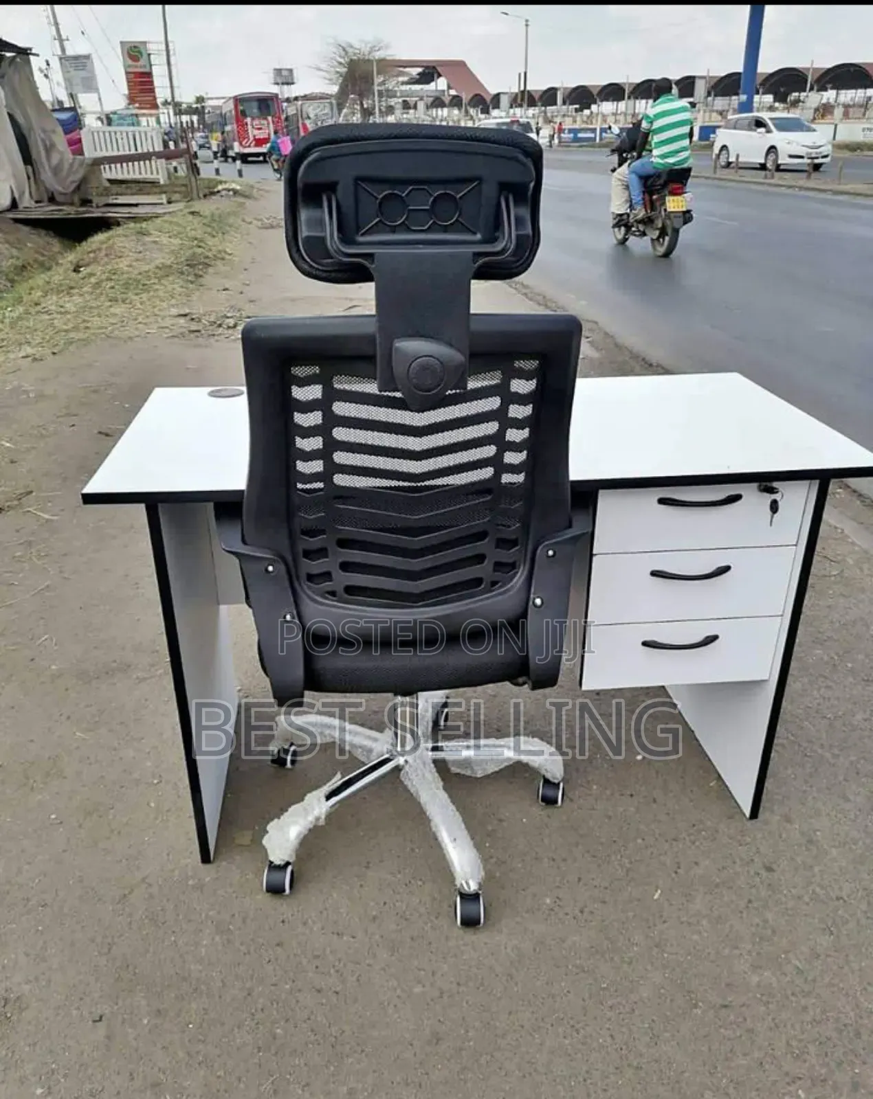 Simple Office Desk and Headrest Chair