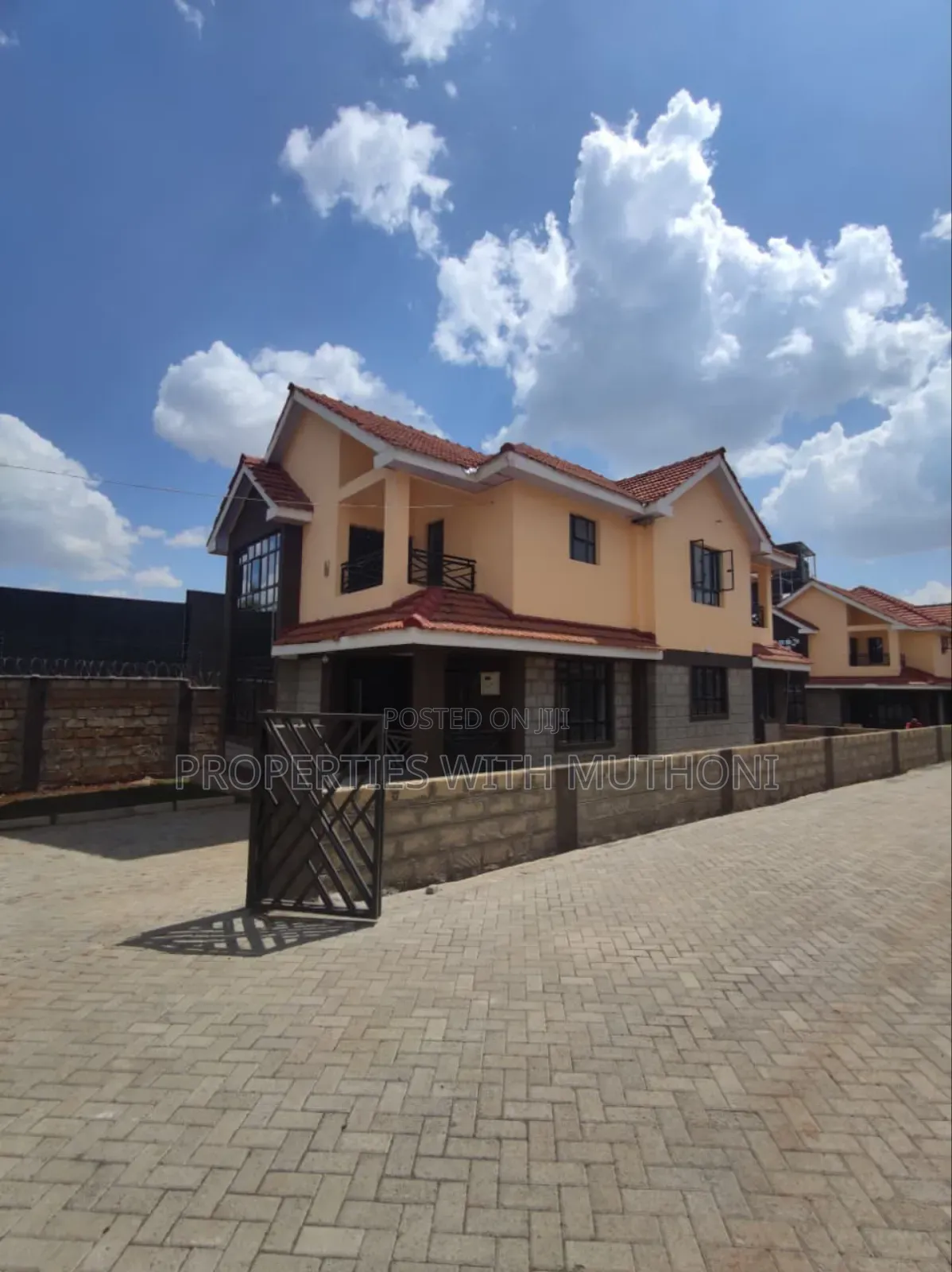 4bdrm Maisonette in Rimpa for sale