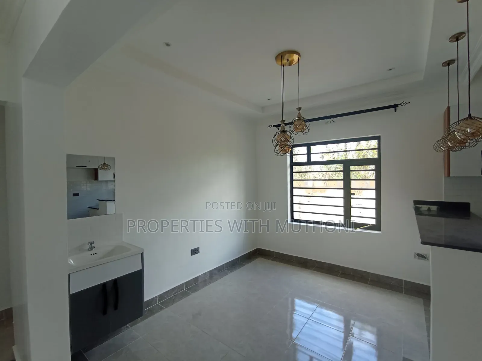 3bdrm Bungalow in Matasia for sale