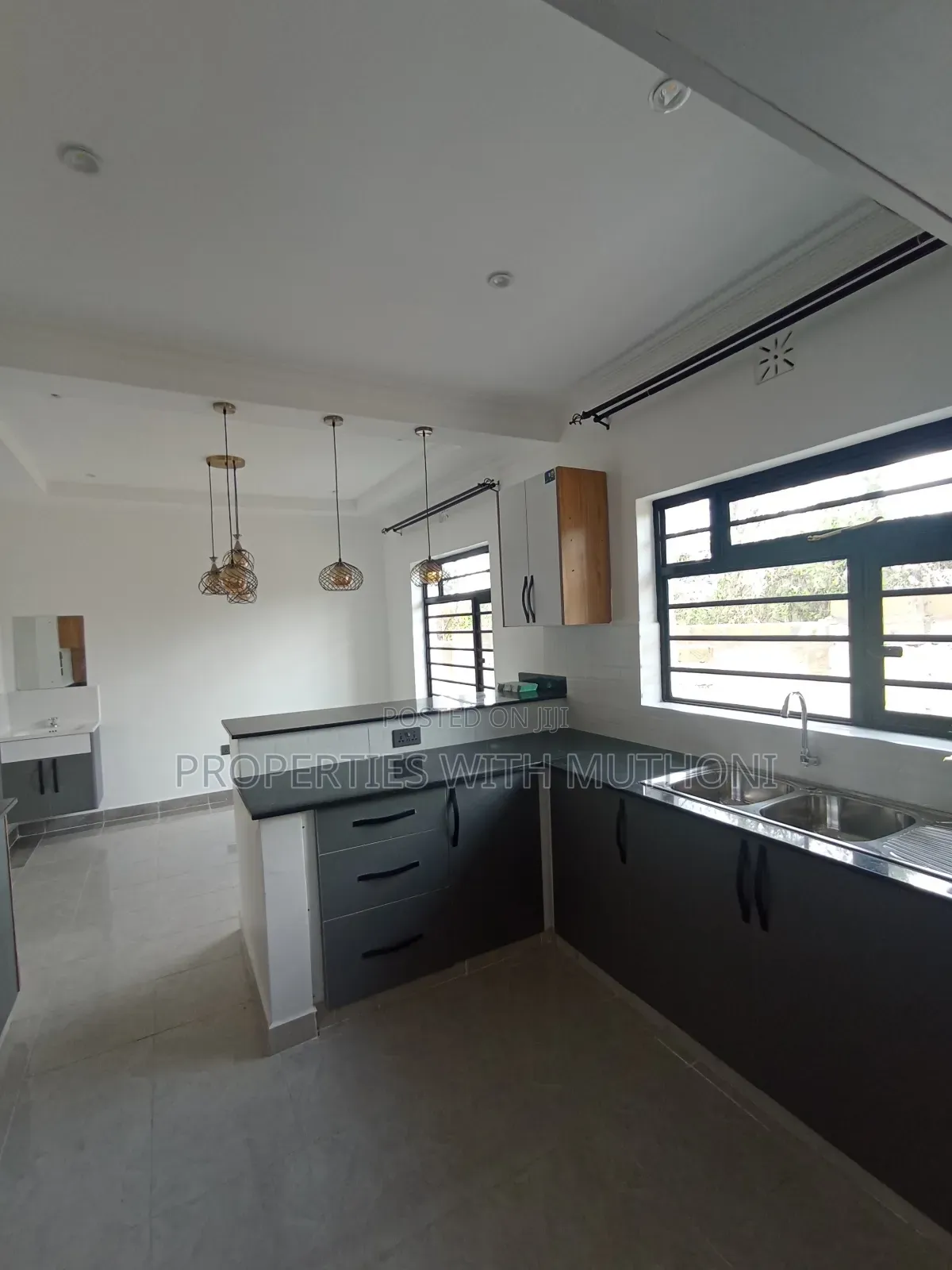 3bdrm Bungalow in Matasia for sale