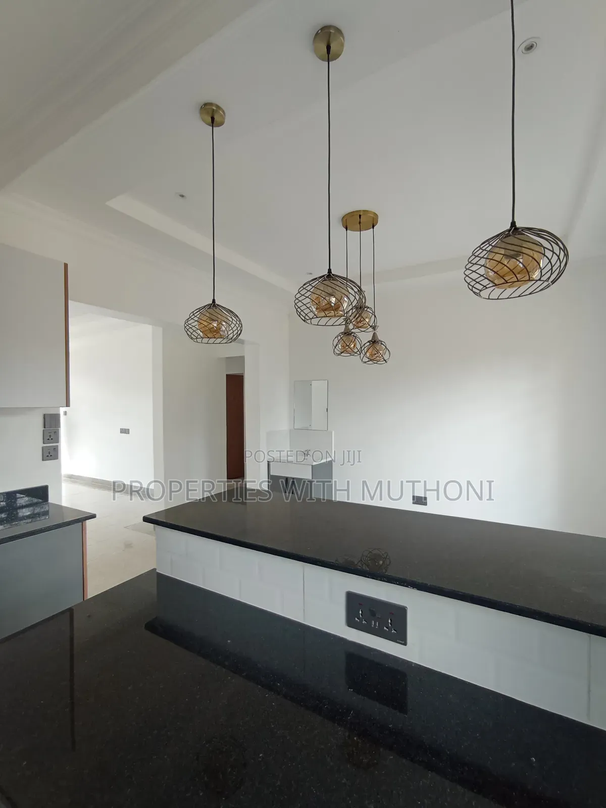 3bdrm Bungalow in Matasia for sale