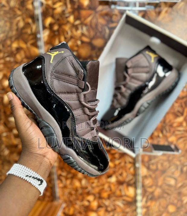 *Nike Air Jordan 11 Retro "Gamma"*