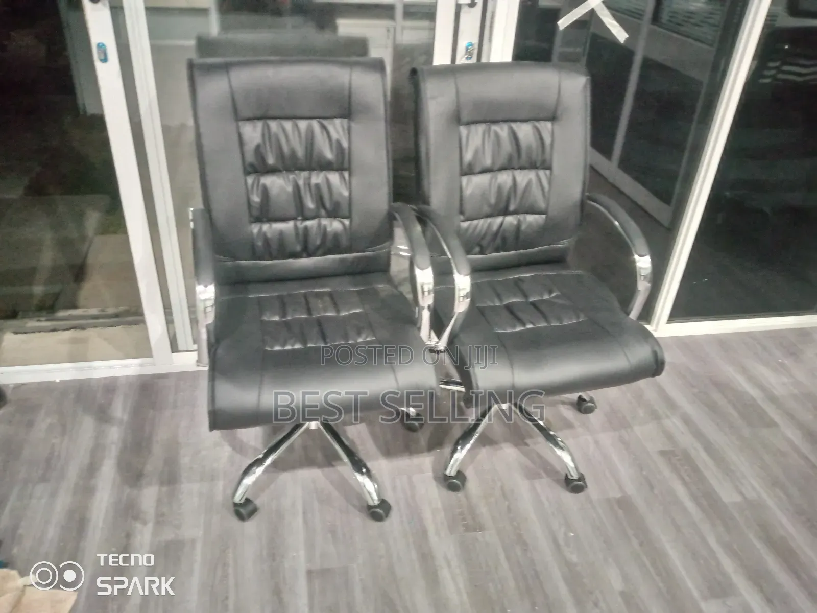 Classic Leathered Office Chair