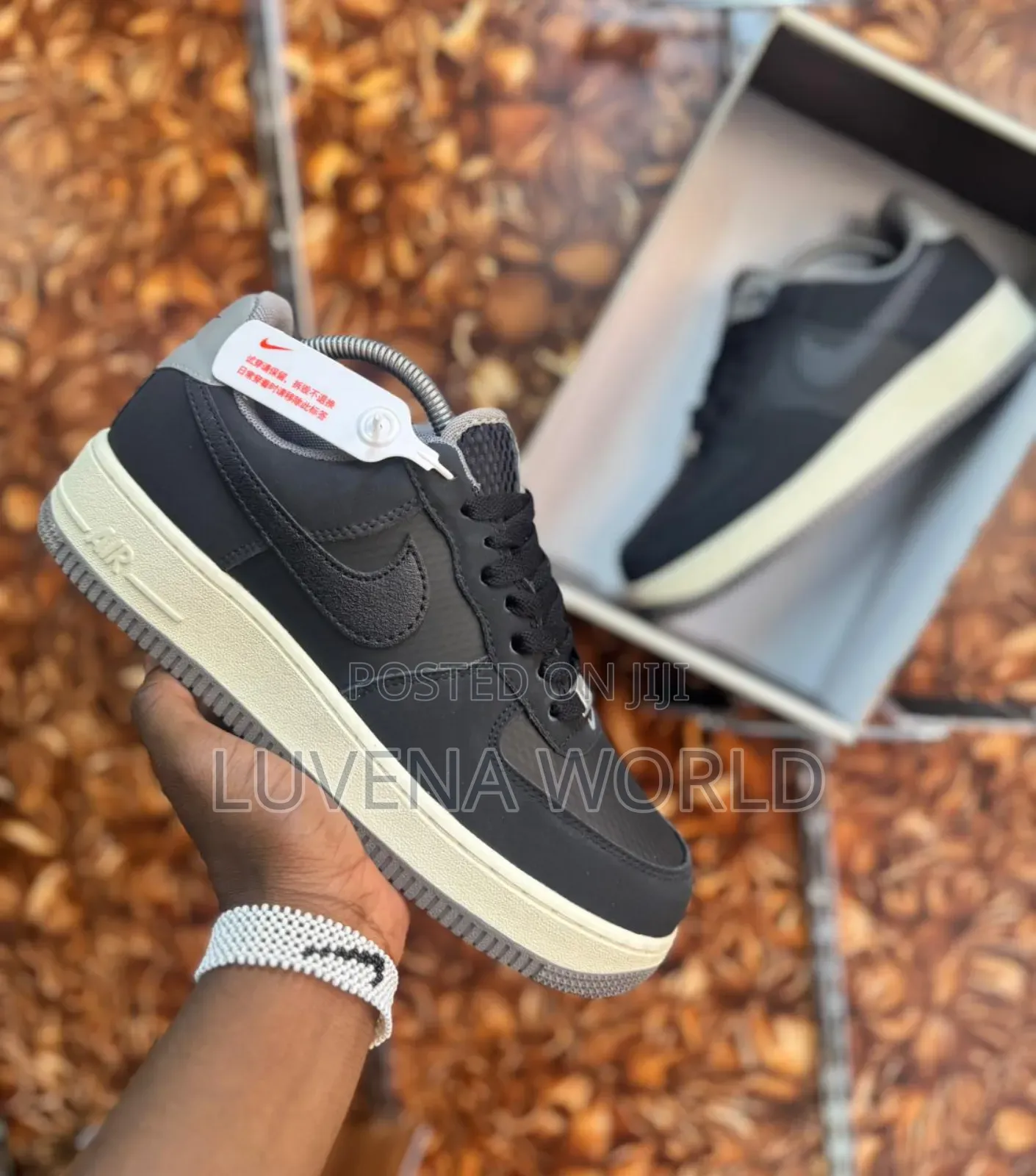 *Nike Air Force 1 "Sepatu"*