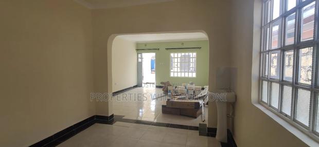 3bdrm Bungalow in Matasia for sale - thumbnail 5