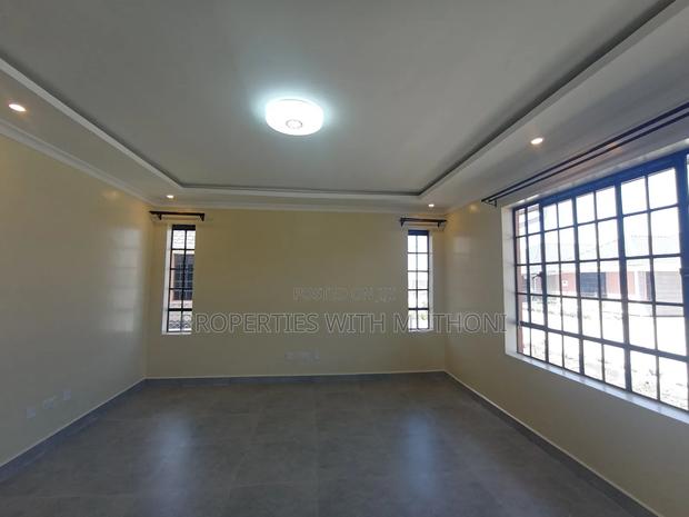 3bdrm Bungalow in Katani for sale - thumbnail 3