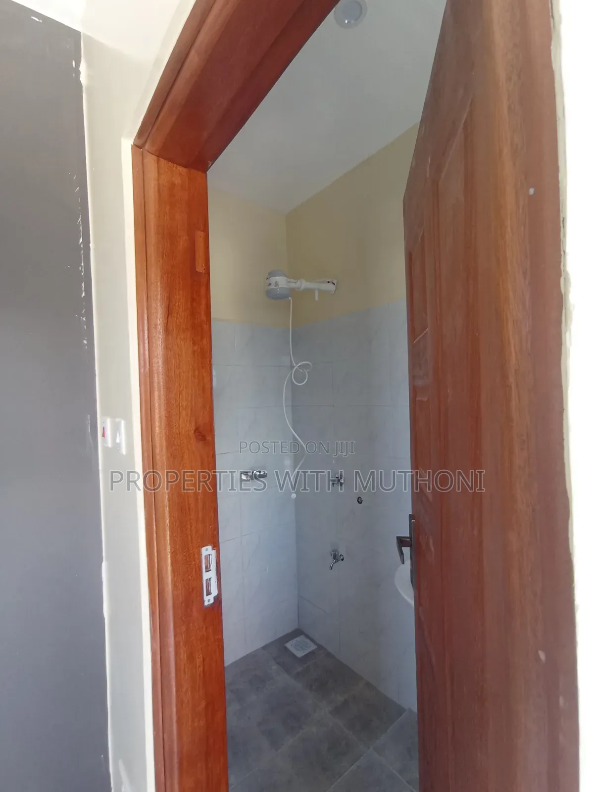 3bdrm Bungalow in Katani for sale