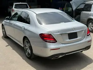 Mercedes-Benz E250 2018 Silver
