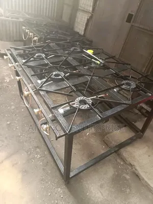 Commercial Cooker, With 6 Burners