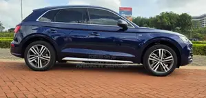 Audi Q5 2.0T Tech Premium AWD quattro 2018 Blue