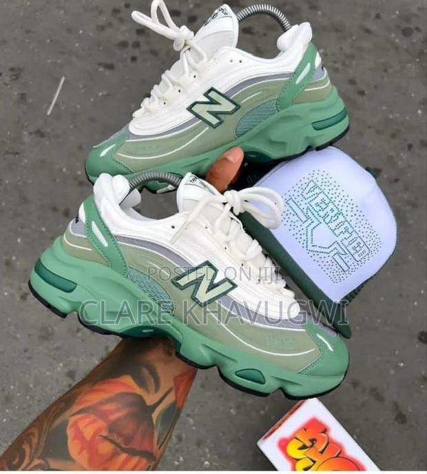 New Balance 1000 - thumbnail 3