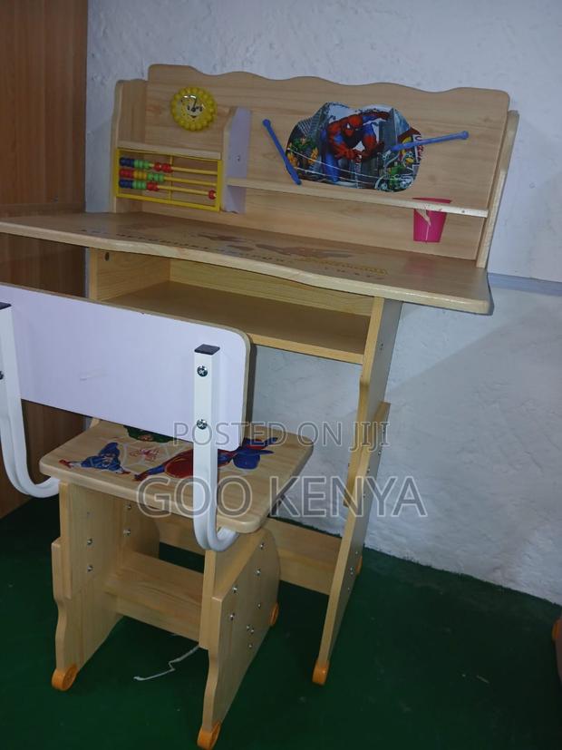 Kids Furniture; Colorfur Wooden Studying Kids Desk And Chair