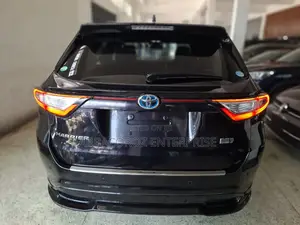 Toyota Harrier 2.5 Hybrid 4WD 2018 Purple