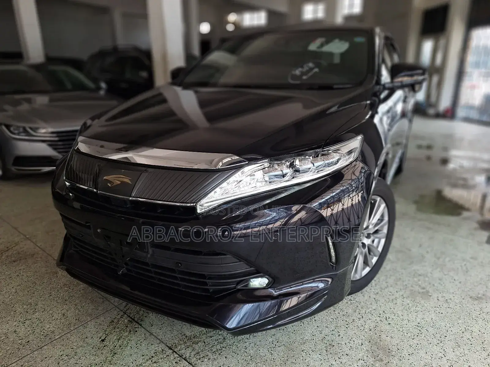 Toyota Harrier 2.5 Hybrid 4WD 2018 Purple
