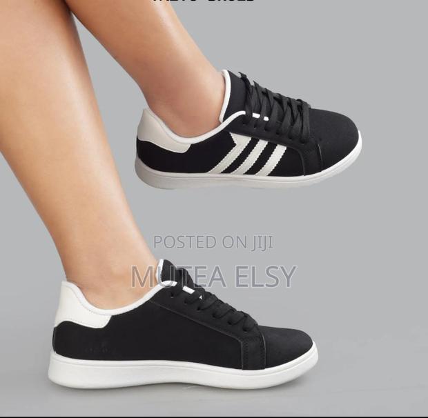 White Black Taiyu Sneakers - thumbnail 2