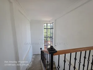 5bdrm Maisonette In Kerarapon/ Office For Sale