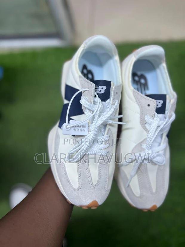 New Balance 327 - thumbnail 4