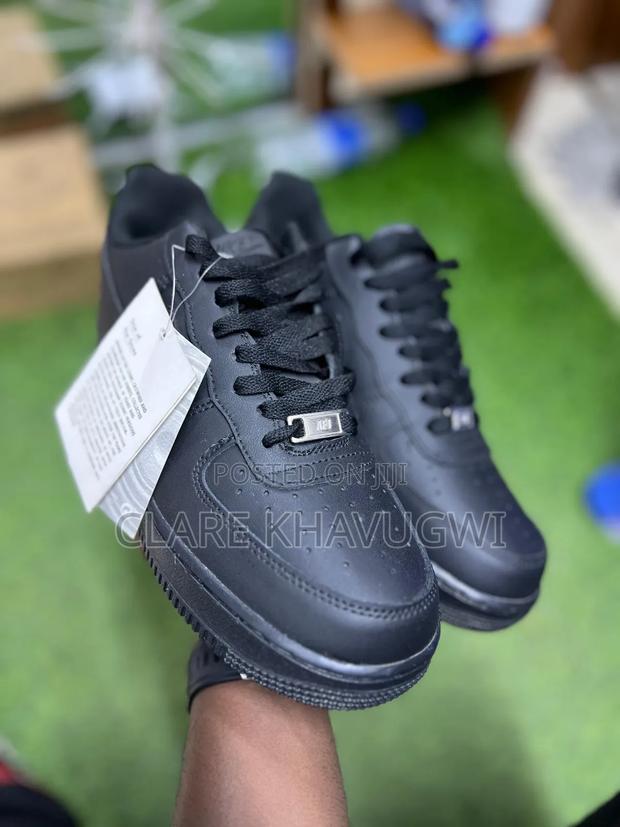 Air Force Black - main view