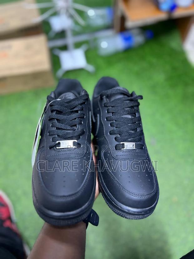 Air Force Black - thumbnail 3