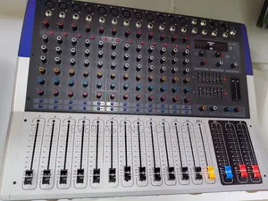 Sound Craft Powered Mixer