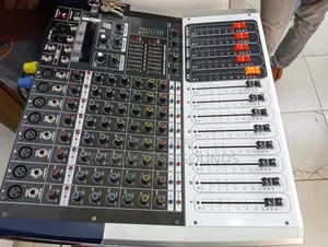Yamaha 8-Channel Powered Mixer