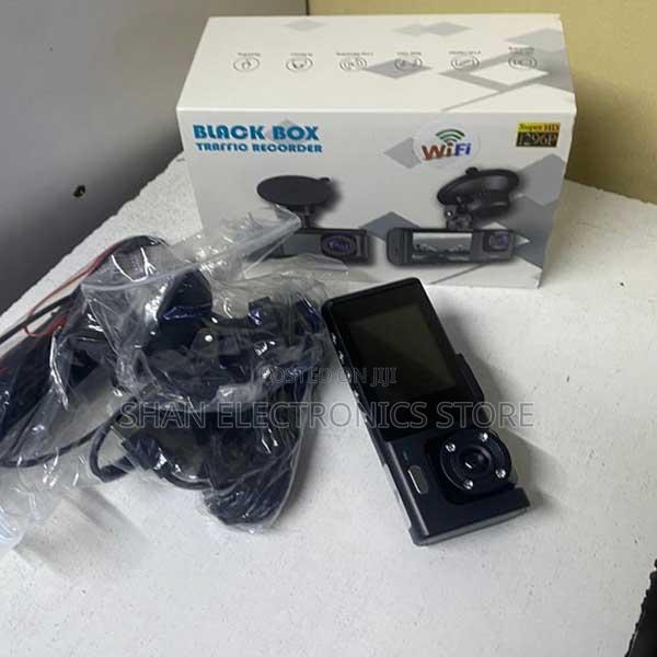 Loop Recording 3 Channel Front, Inside, Rear Camera 170° Wide Angle - main view