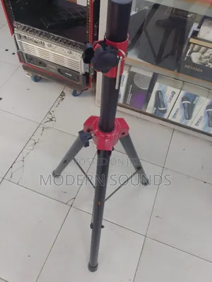 Heavy-Duty Tripod Speaker Stand