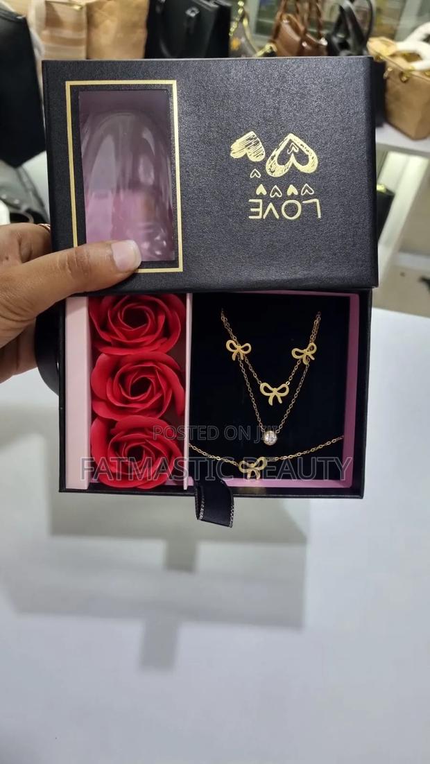 Pretty Jewellery Valentine