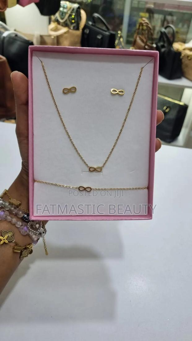 Lovely Jewellery Set - thumbnail 2