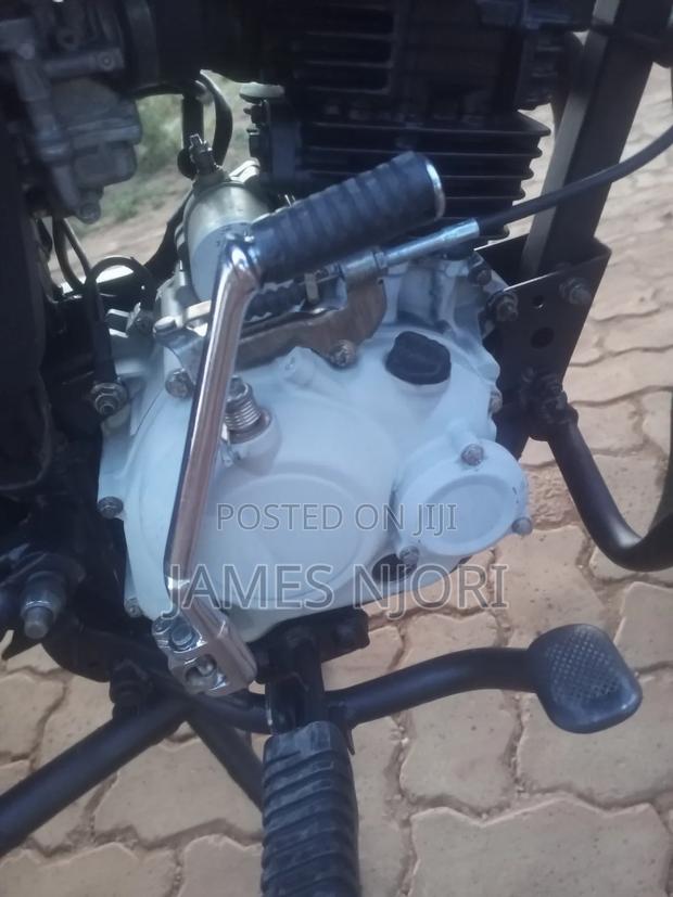 New Bajaj Boxer 150 UG 2023 Red - thumbnail 4