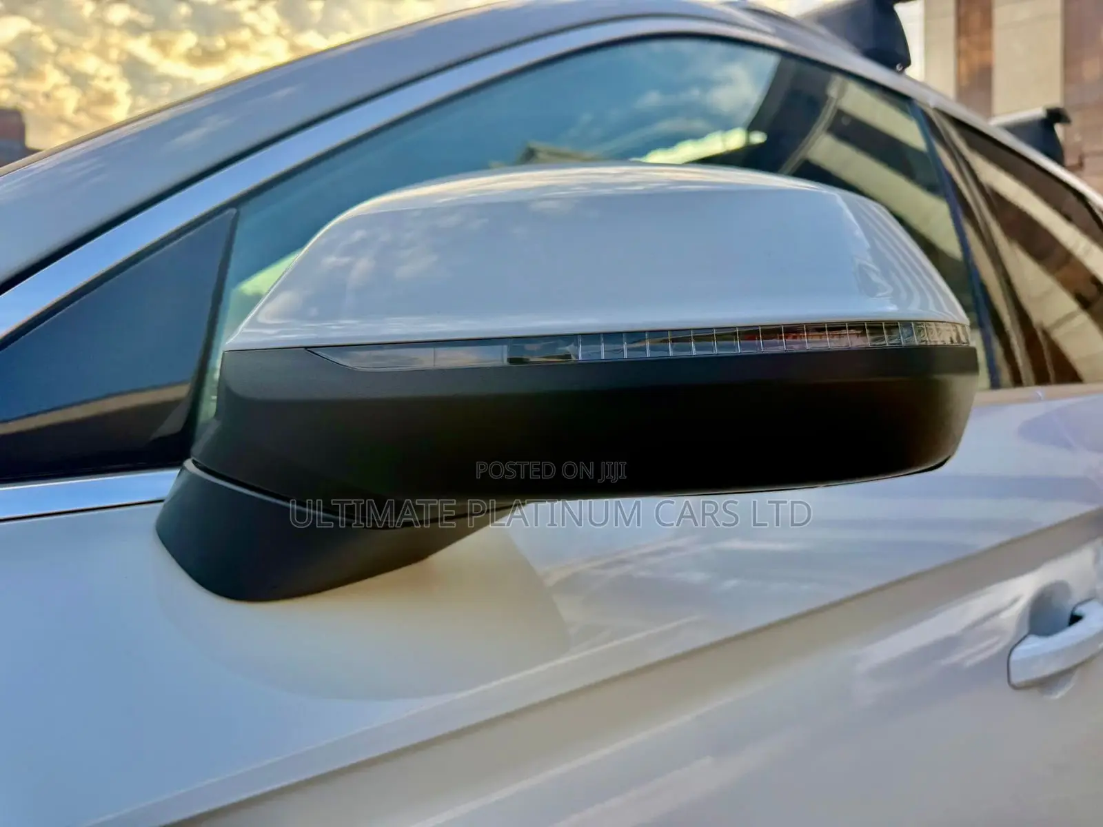 Audi Q5 2.0T Premium AWD quattro 2019 White