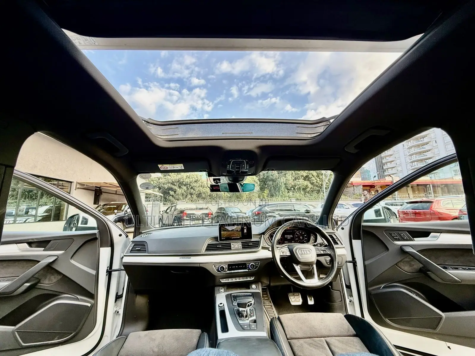 Audi Q5 2.0T Premium AWD quattro 2019 White