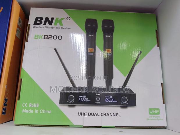 BNK Bk8200 Wireless Microphone System. - main view