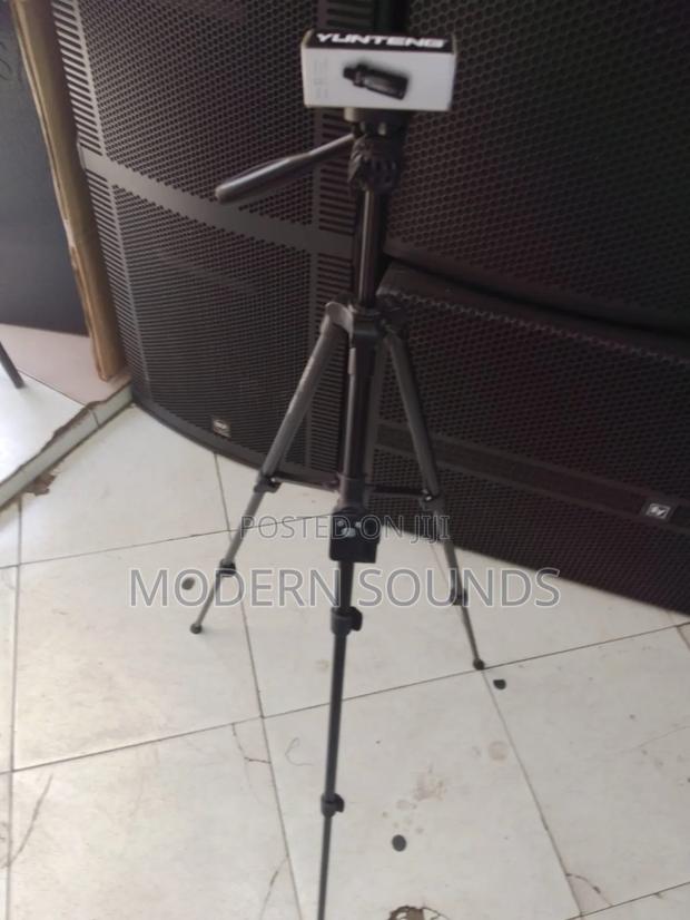 Yunteng Professional Tripod - main view