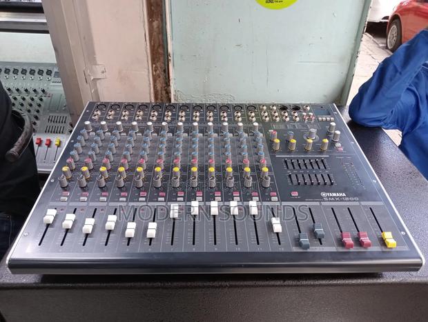 12-Channel Professional Audio Mixing Console - main view