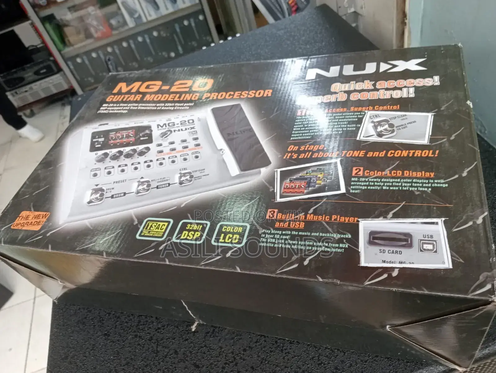 Nux Mg-20 Guitar Modeling Processor.