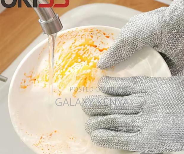 Heavy Duty Magic Steel Wire Cleaning Gloves - thumbnail 4