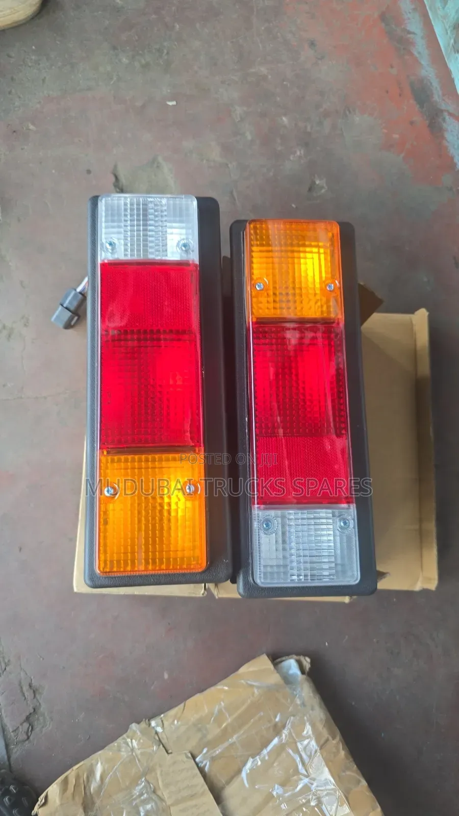 Mitsubishi Fh 215 and Canter Hd Tail Lamp