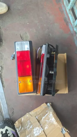Mitsubishi Fh 215 and Canter Hd Tail Lamp