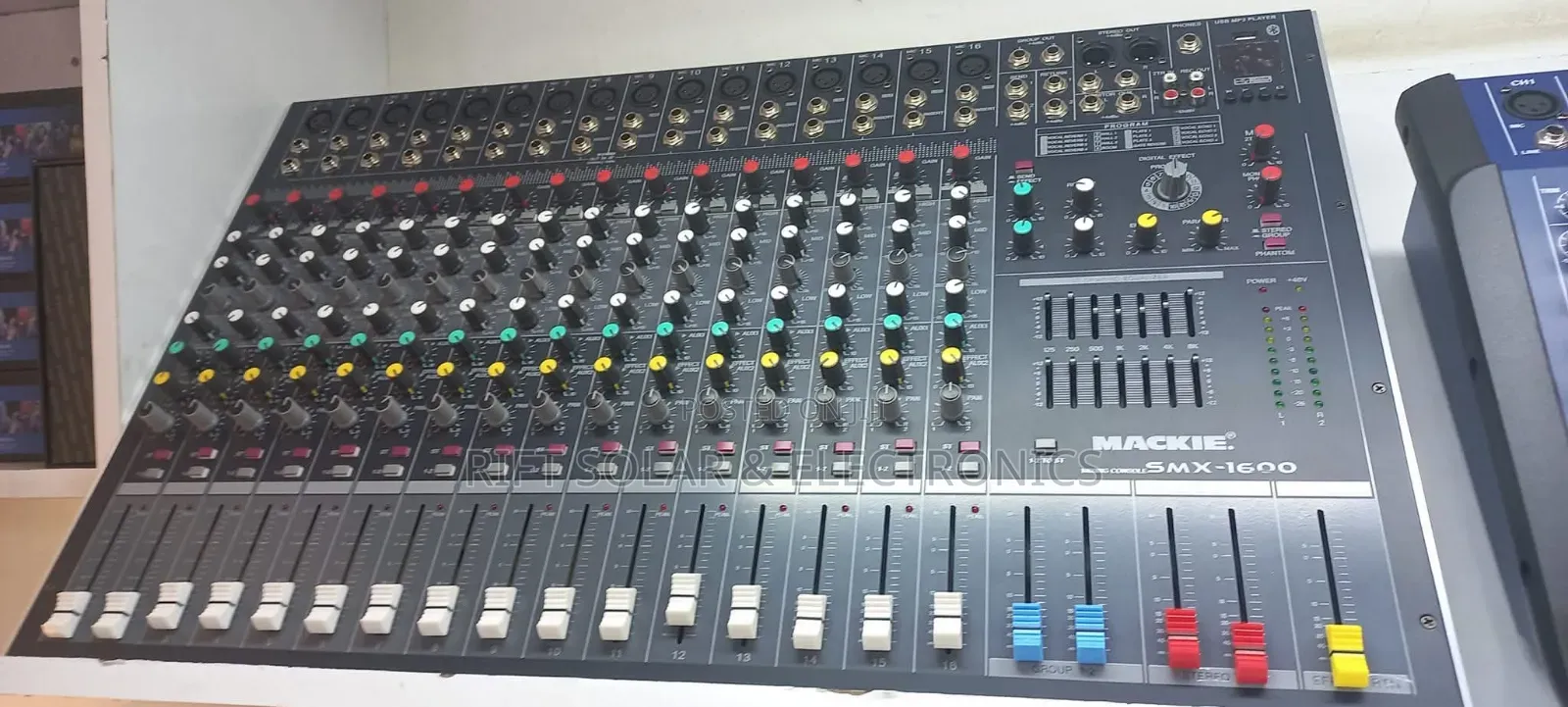 Professional Plain 16 Channels Sound Mixer Usb and Bluetooth Enabled