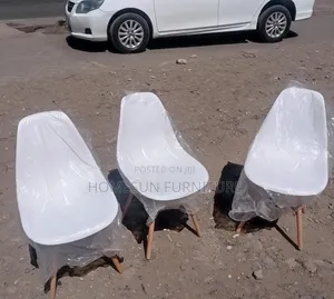 White Eames Chair Eamas Chair