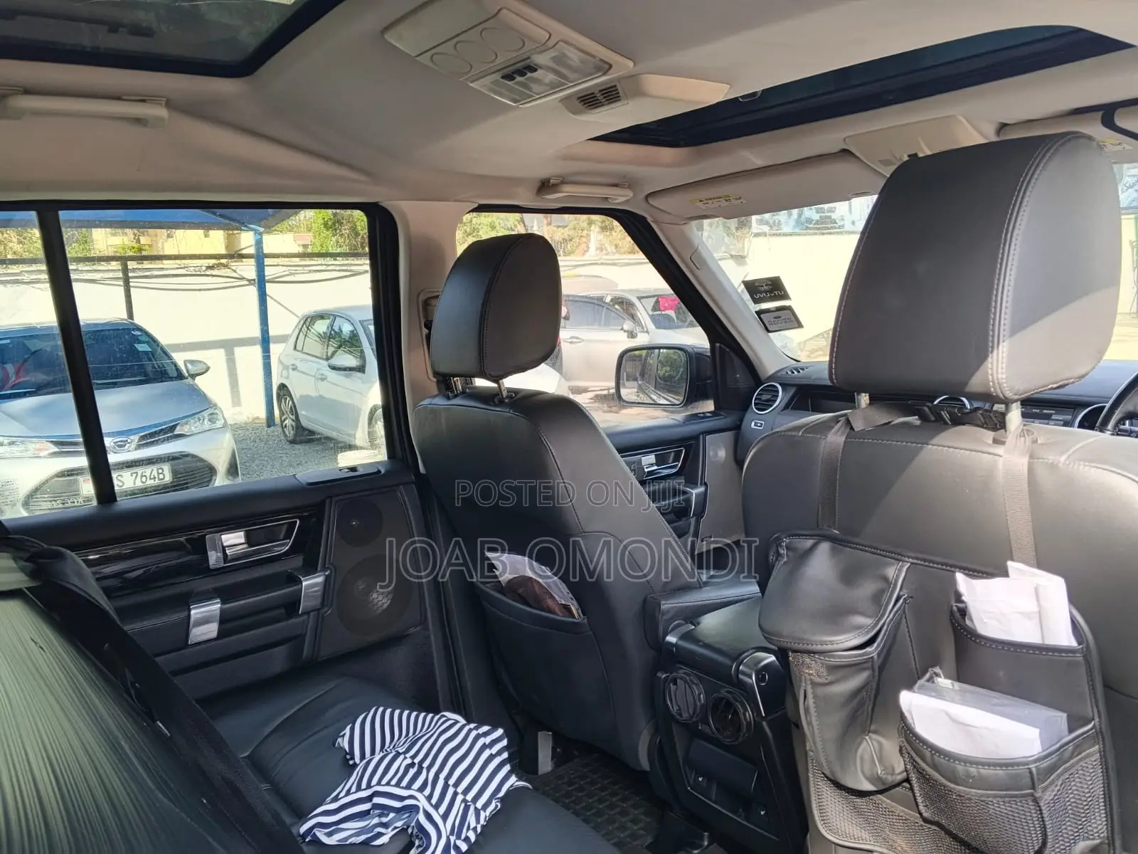 Land Rover Discovery 2010 Black