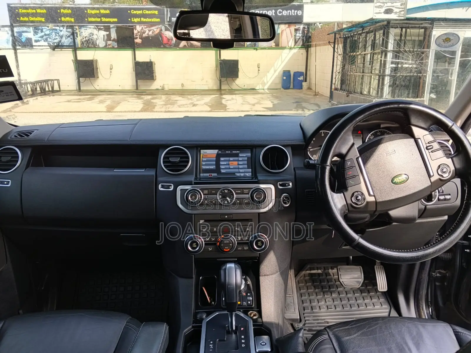 Land Rover Discovery 2010 Black