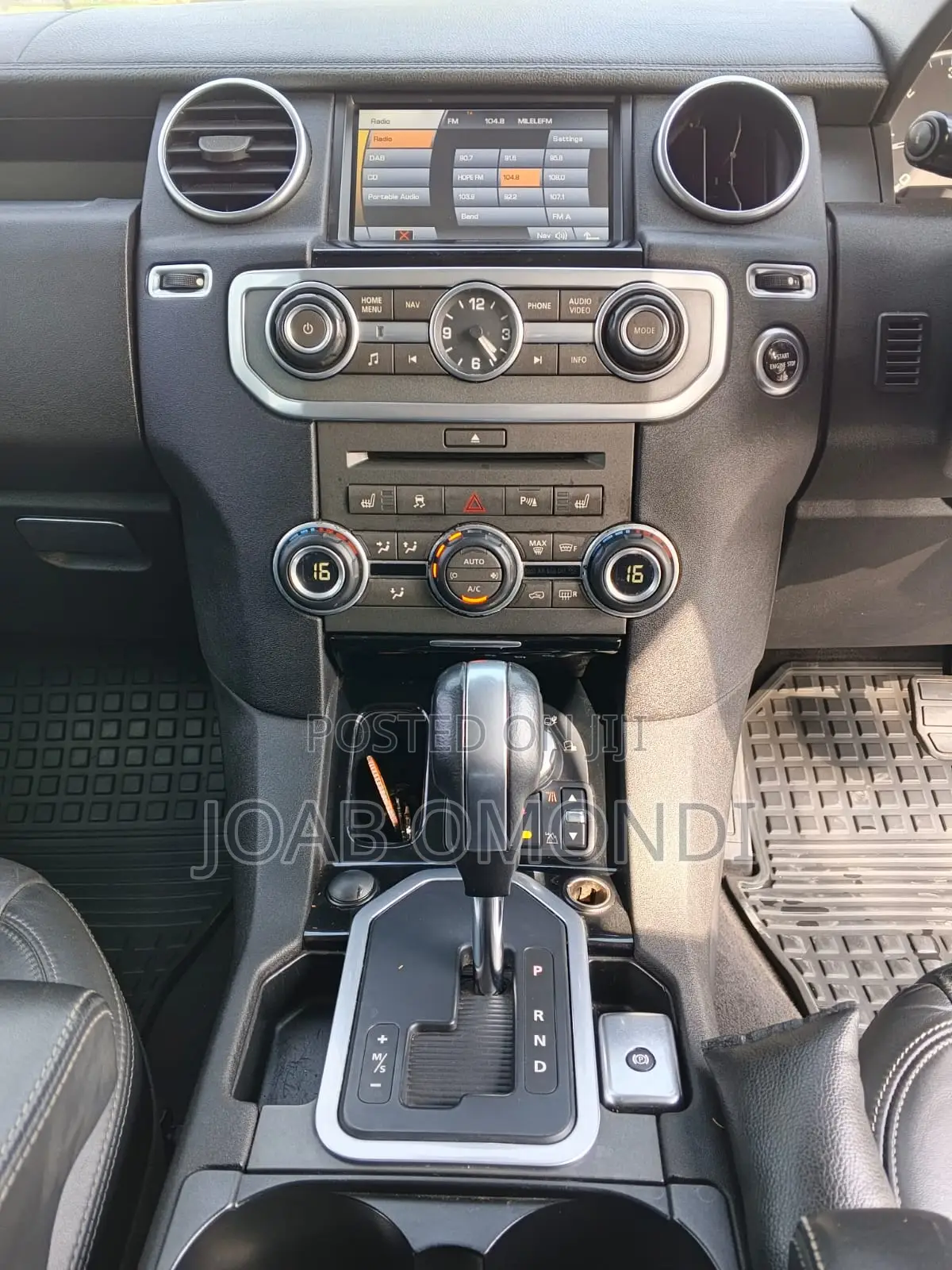 Land Rover Discovery 2010 Black