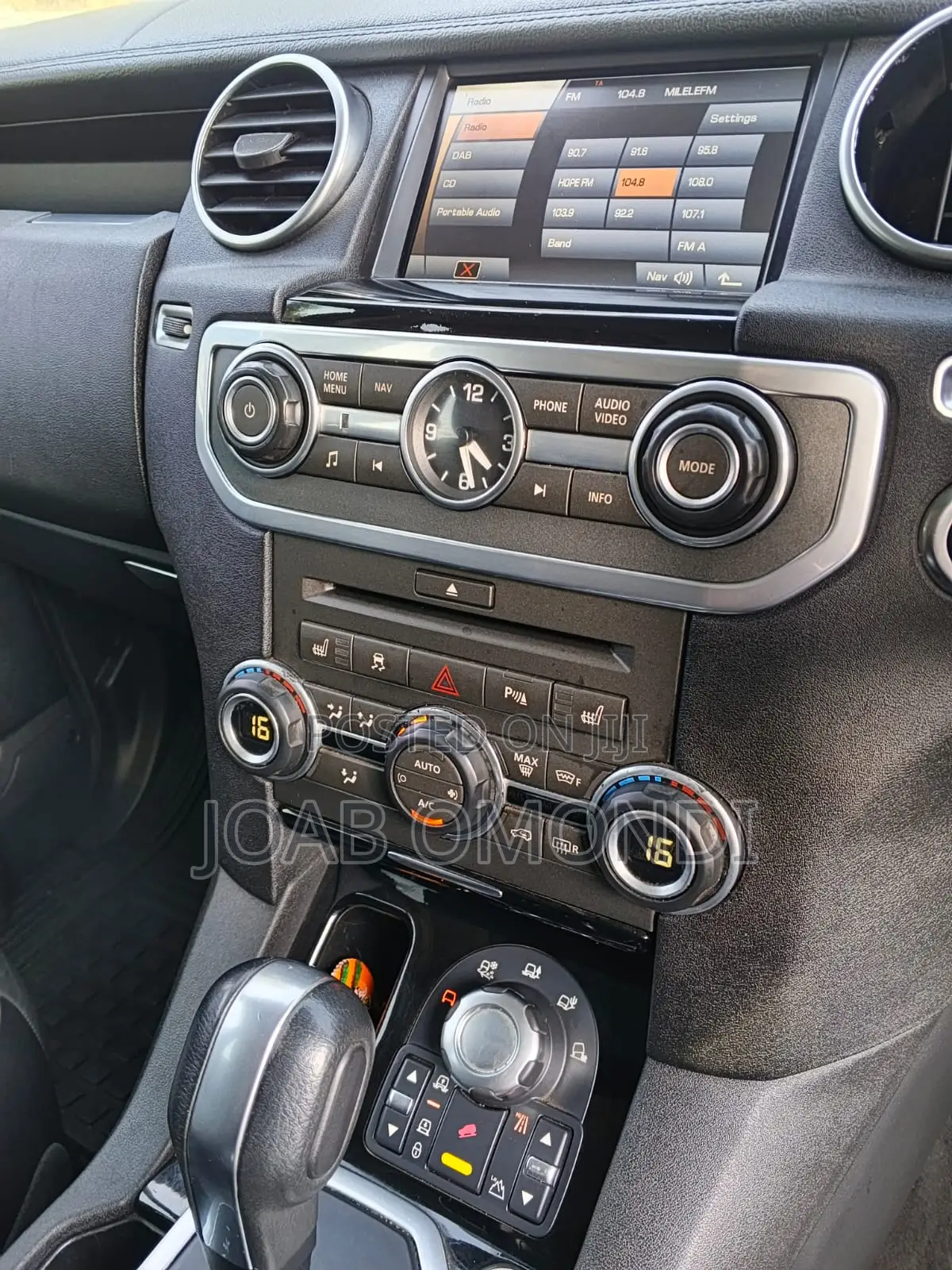 Land Rover Discovery 2010 Black