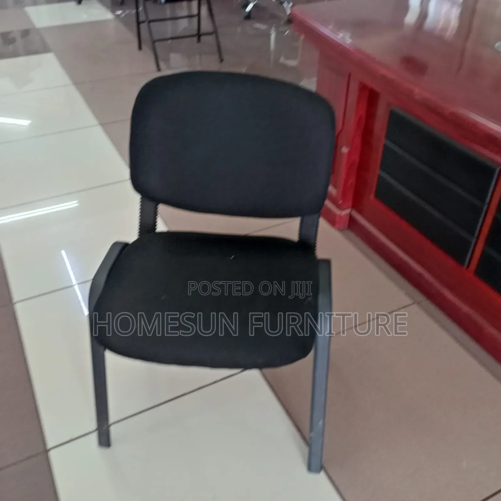 Tosca Visitors Chair