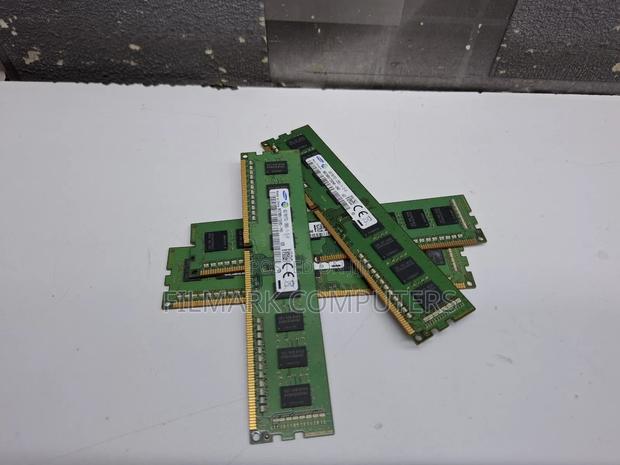 Samsung 4gb 1rx8 Pc3l-12800u-11-13-a1 Desktop Ram - thumbnail 2