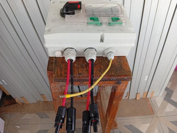 Suntree Dc Isolator Waterproof Bus-Combiner Box - thumbnail 2